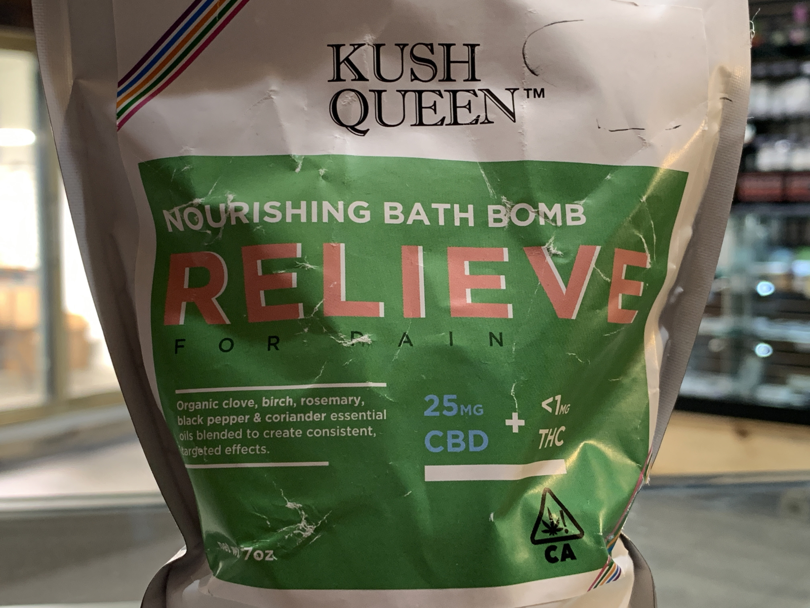 Kush Queen Relieve cbd bath bomb