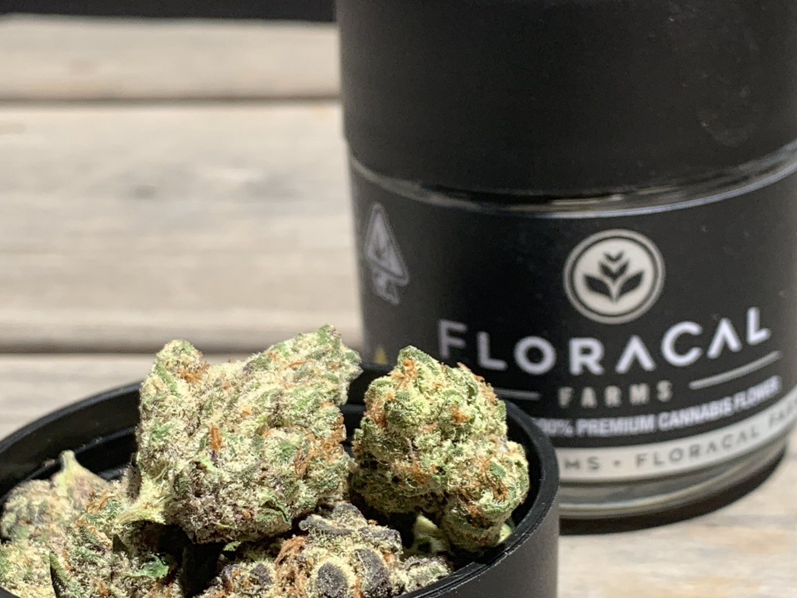 Floracal dosido packaged eighth