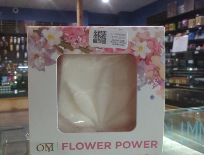 OM Flower Power 50mg Bath Bomb
