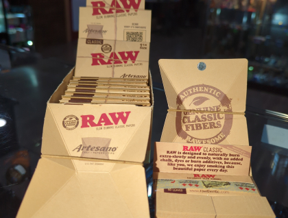Raw Artesano Rolling Papers 1 1/4sz