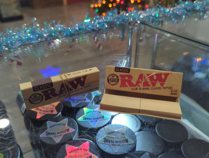 Raw Papers1-1/4 W/Tips