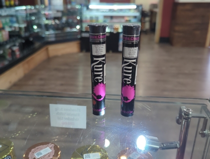 Kure Triangle Cherry 1g Preroll