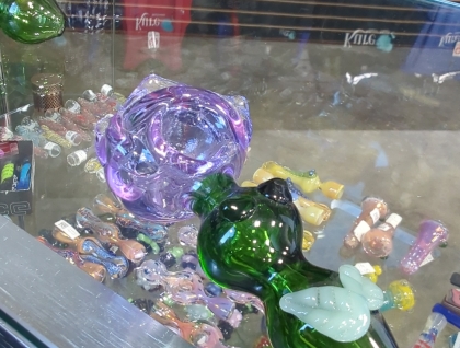 4.5" Multicolored Leaf Glass Hand Pipe