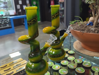 10" Zig Zag Crackle Paint Glass Beaker Water Pipe