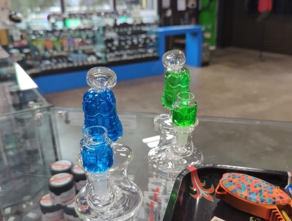 6.5" Fluid-Filled Minion Glass on Glass Beaker Water Pipe