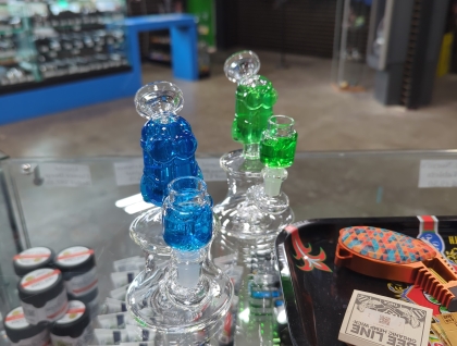 6.5" Fluid-Filled Minion Glass on Glass Beaker Water Pipe