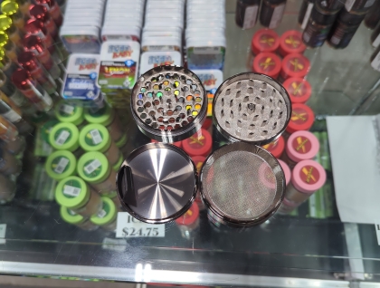 2.5" 4-Part Zinc Alloy Metal Grinder