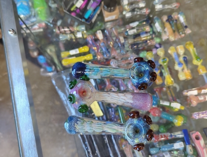 5" Thick Color Changing Silver Fumed Frit Glass Spoon Pipe
