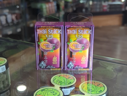 DEE Passion Fruit Thai Stick AIO 1.2g Cartridge