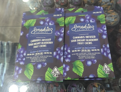 Smokiez Sour Dreamy Blueberry 300mg Edibles