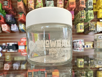 Snowball Guava Cake 3.5g Diamond Infused Flower