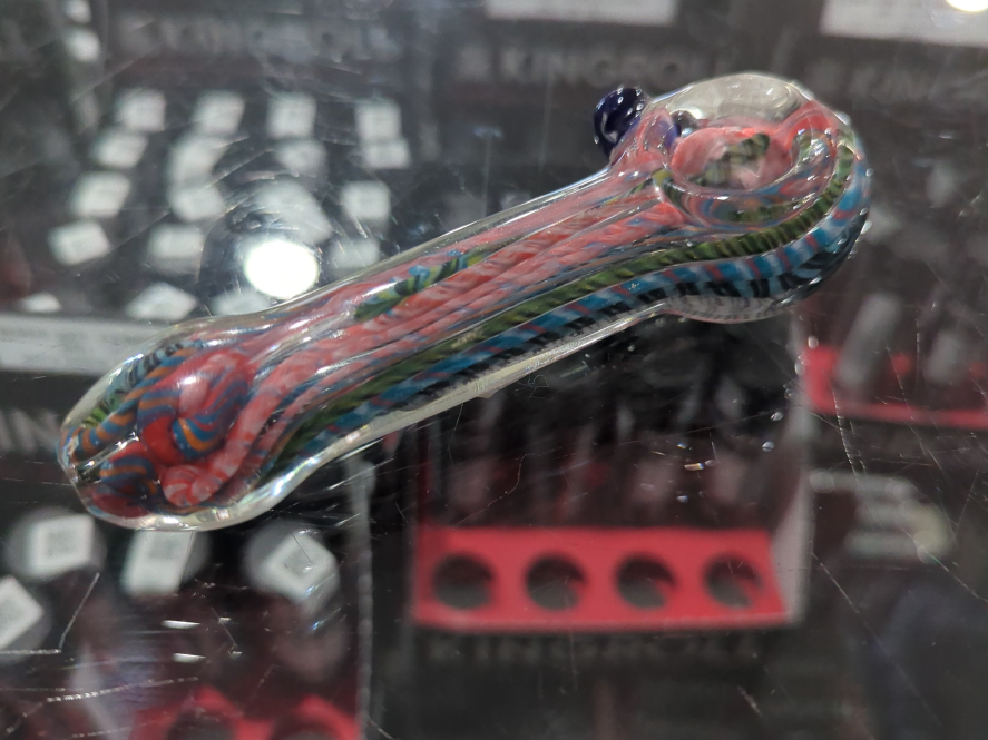 Assorted color 5-6 inch pipe