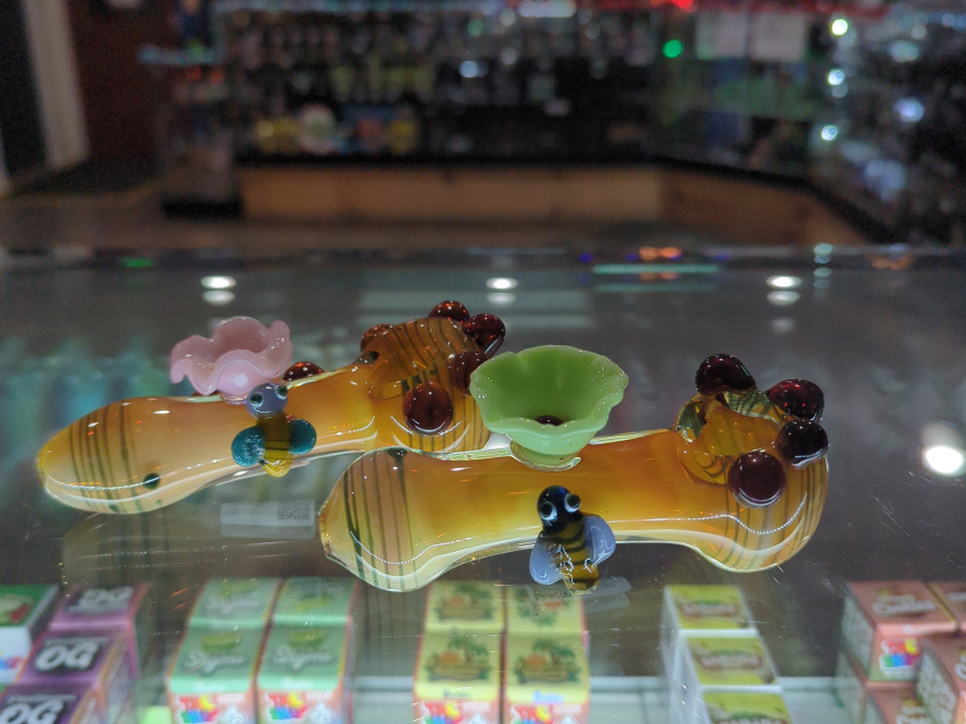 Flower Bee Handpipe