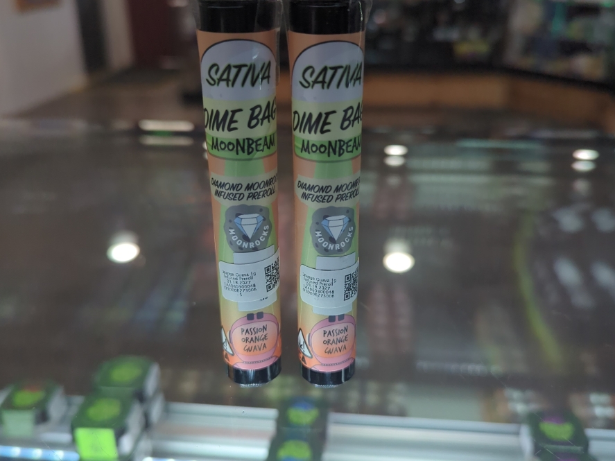 Dime Bag Moonbeams Passion Orange Guava 1g Infused Preroll