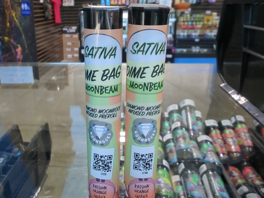 Dime Bag Moonbeams Passion Orange Guava 1g Infused Preroll
