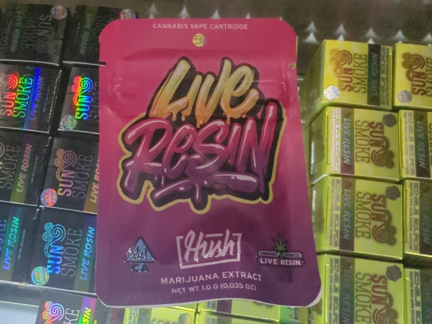 Hush Strawberry Delight live resin 1g Cartridge