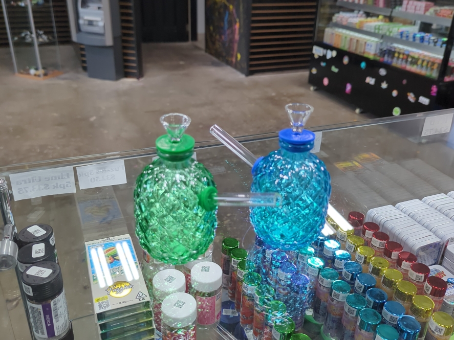 4" Colored Glass Pineapple Water Pipe