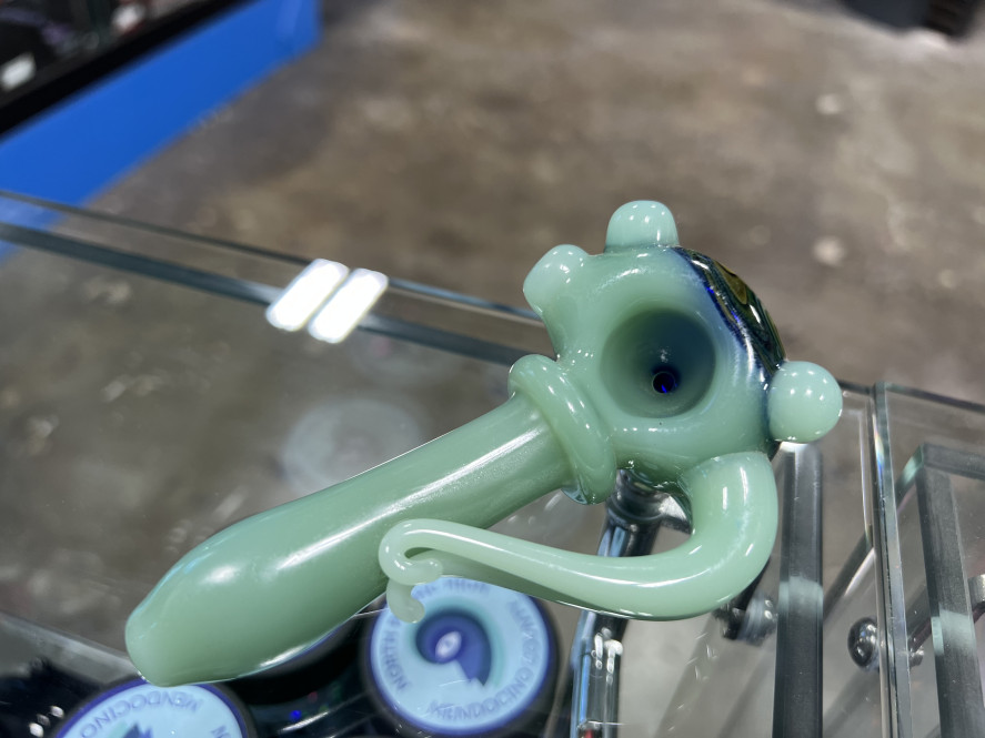 Double Horn Handpipe Flower Head