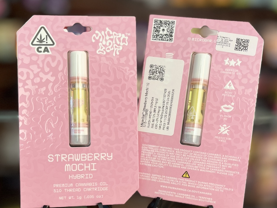 Micro Bar Strawberry Mochi 1g Cartridge