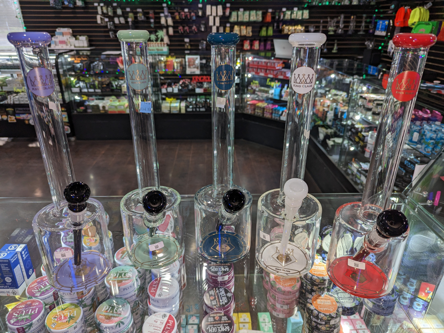 King Glass 16in CAN 1g Glass