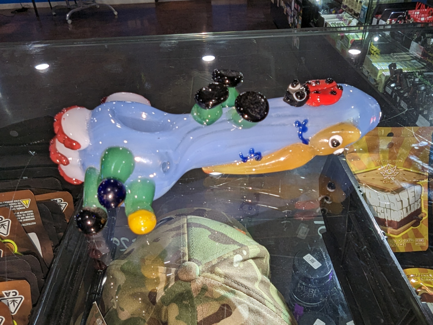 Colorful Bees Handpipe