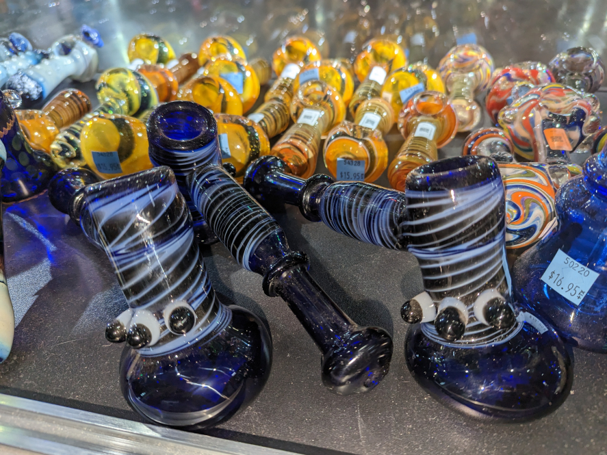 Blue Wig Wag Hammer Bubbler