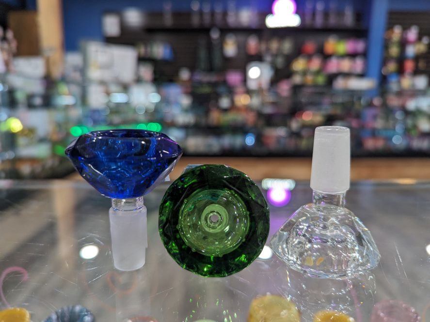 Diamond shaped bowl