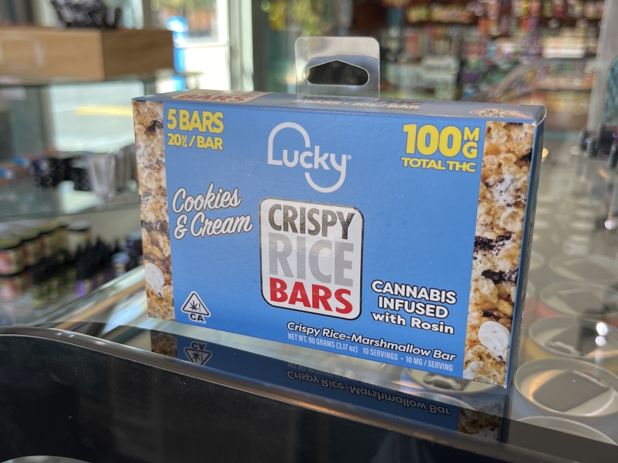 Lucky Cookies & Cream 100mg Rosin Crispy Rice Bar