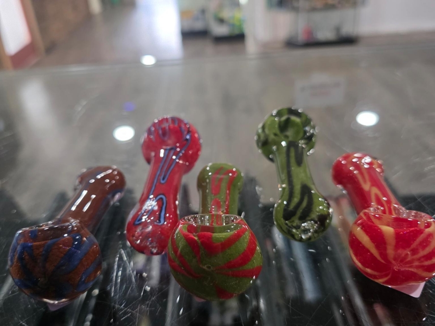 3.5" Striped Frit Glass Pipe